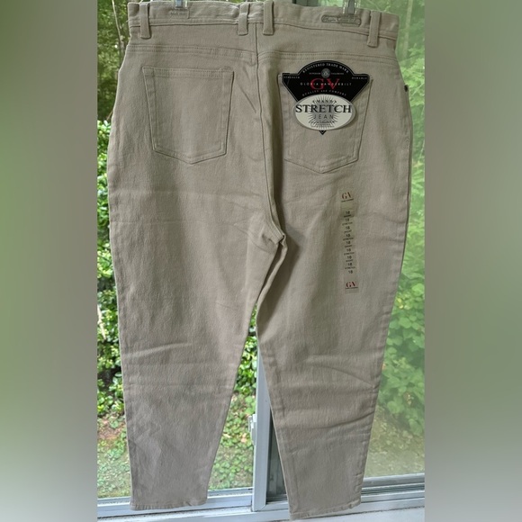 NWT Gloria Vanderbilt 18 short khaki High Rise denim w/stretch & super tailored - Picture 5 of 8